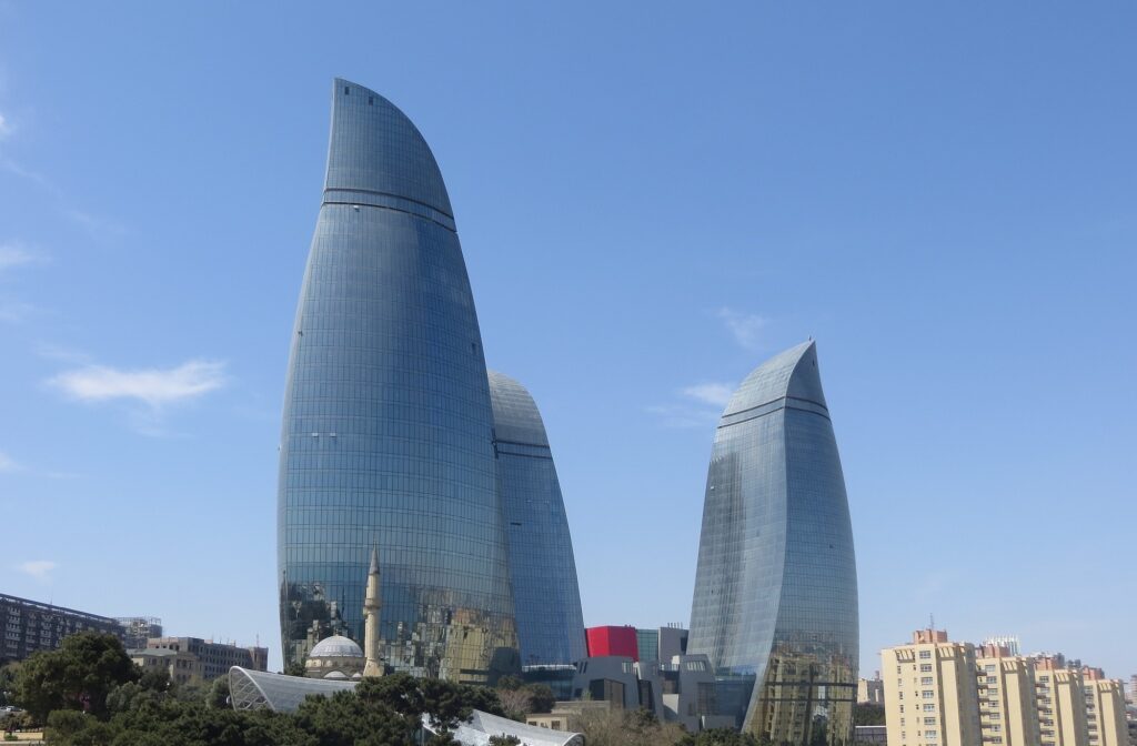 Aserbaidschan Opener 002 Cut 2000px