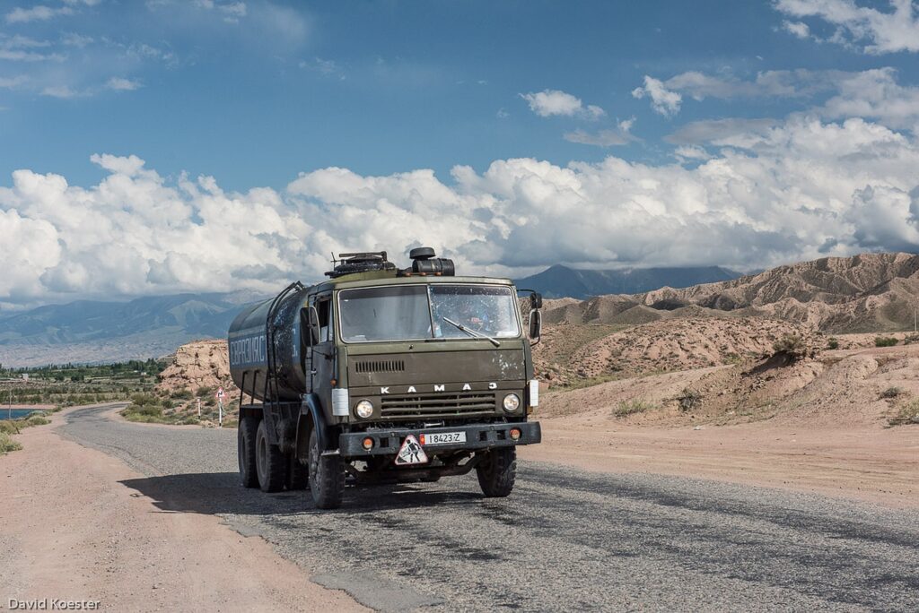 Kirgistan 021 2000px