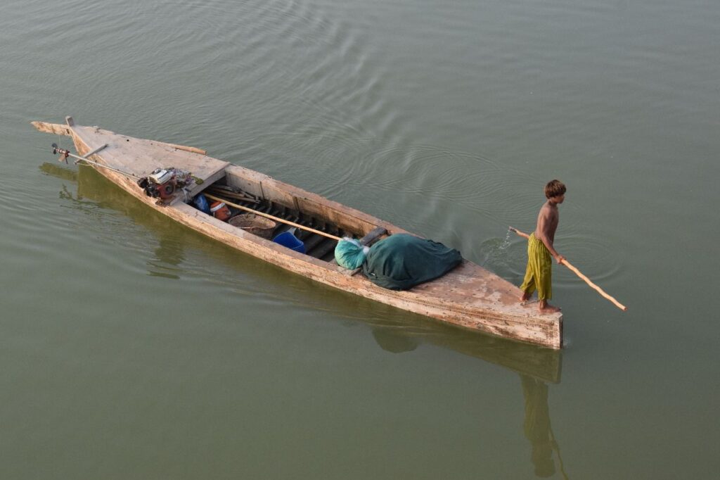 Pakistan_Mohana_1024px_003