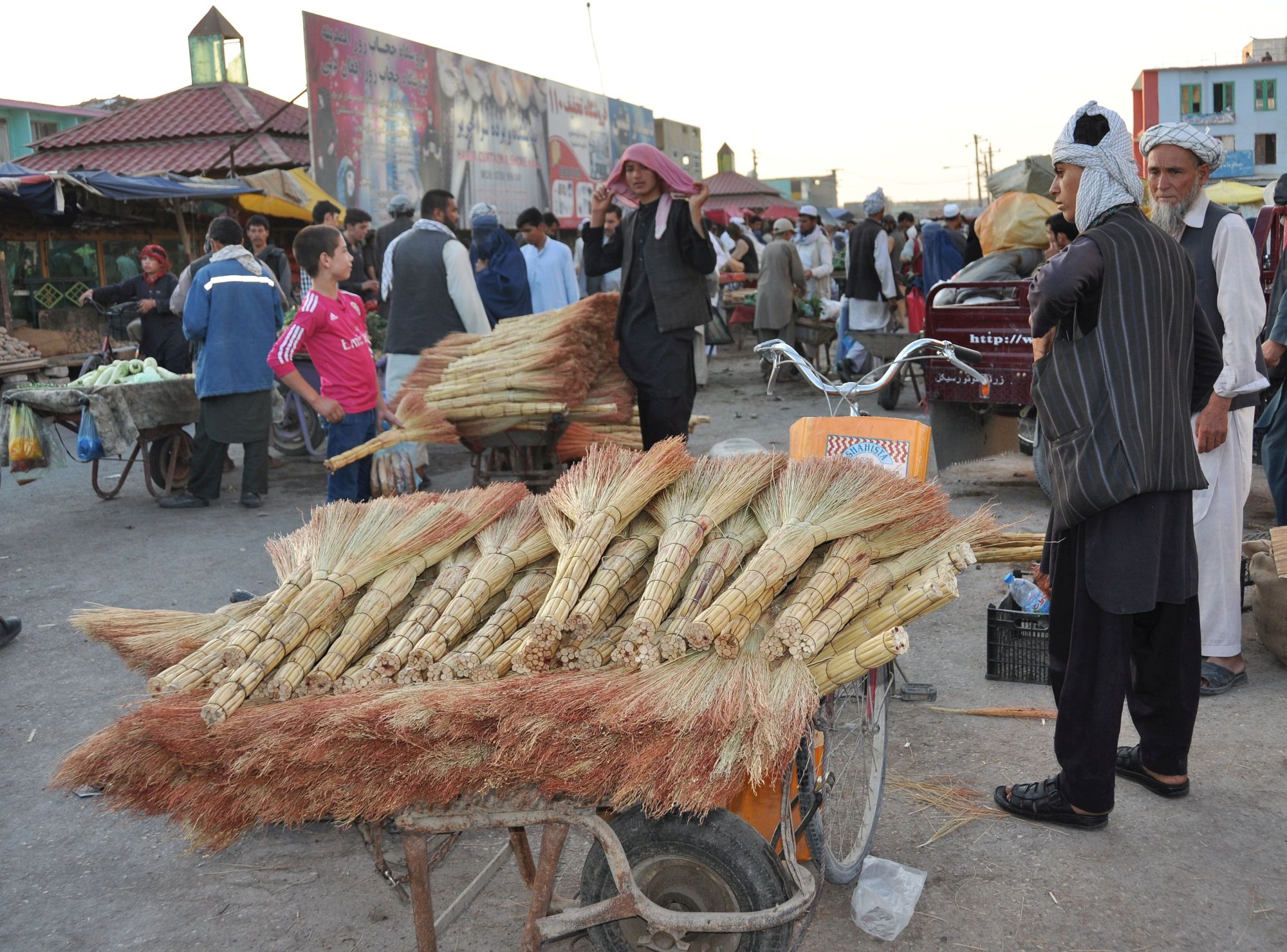 Afghanistan_AD_2000px_052