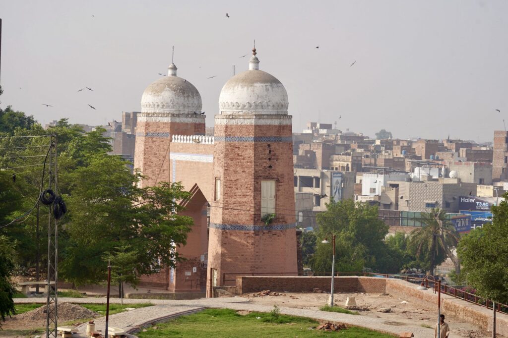 Pakistan-opener-070-2000px