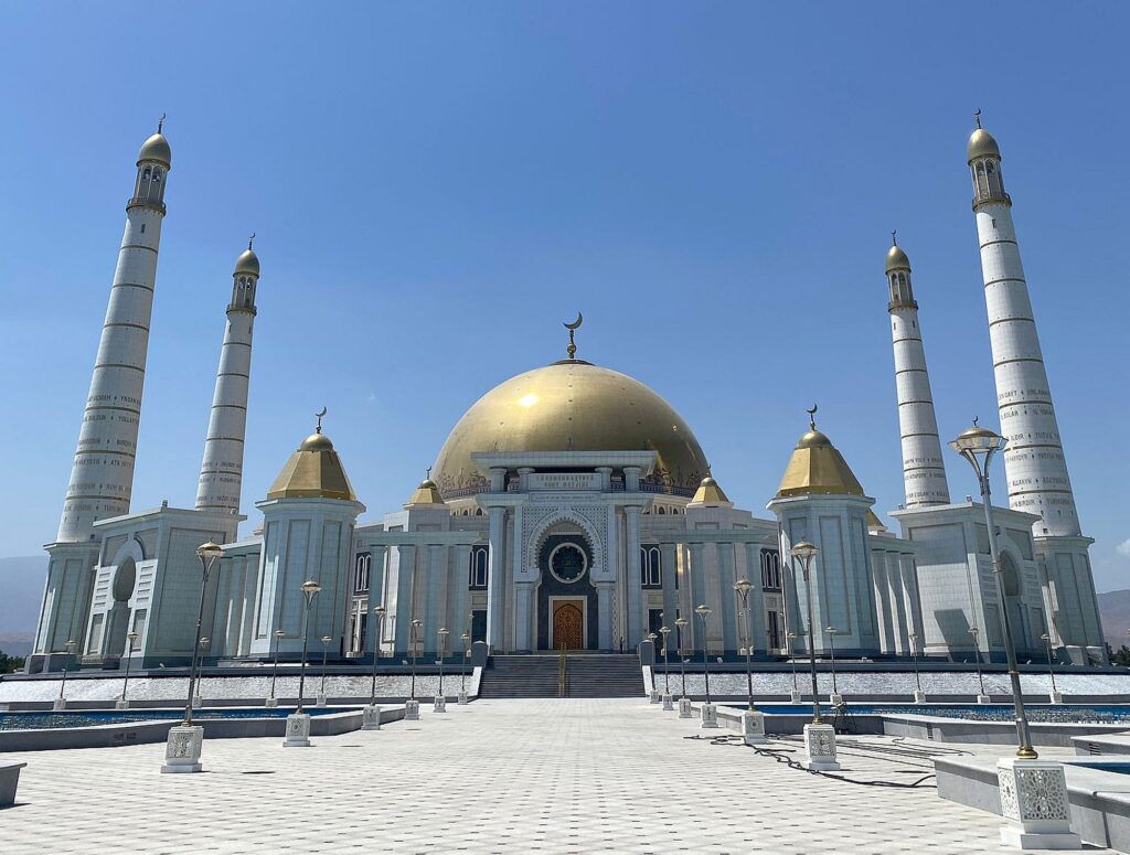 Turkmenistan-067-2000px